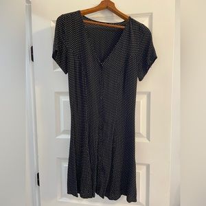 Small black button-up summer dress! Perfect for warmer weather.
